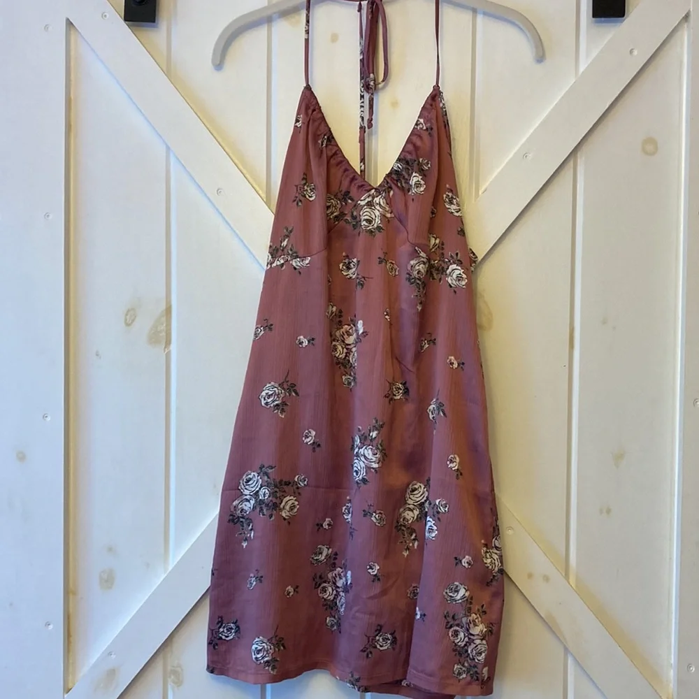 Slip - Picture 3 of 4